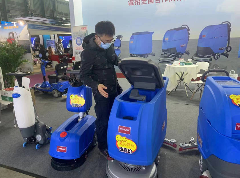 衢州坦洁洗地机公司致力于电动洗地机的生产、销售和服务百家