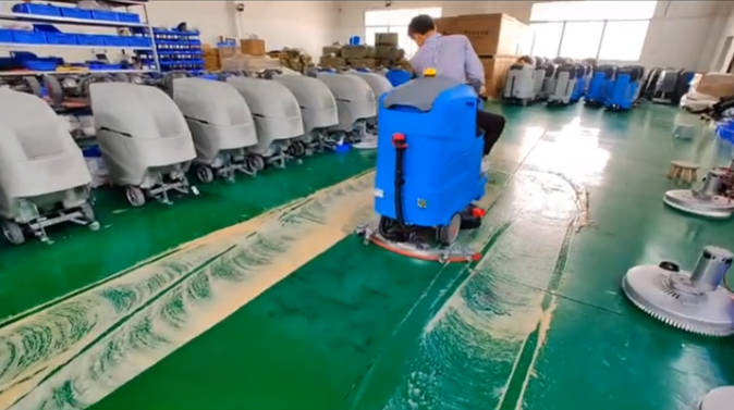 衢州2023年还在用人工的物业保洁不妨试试洗地机吧